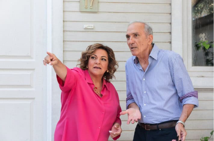 «Κάμπινγκ»: Η νέα μαύρη κωμωδία του Mega με δυνατό καστ και μια ιστορία γεμάτη ανατροπές