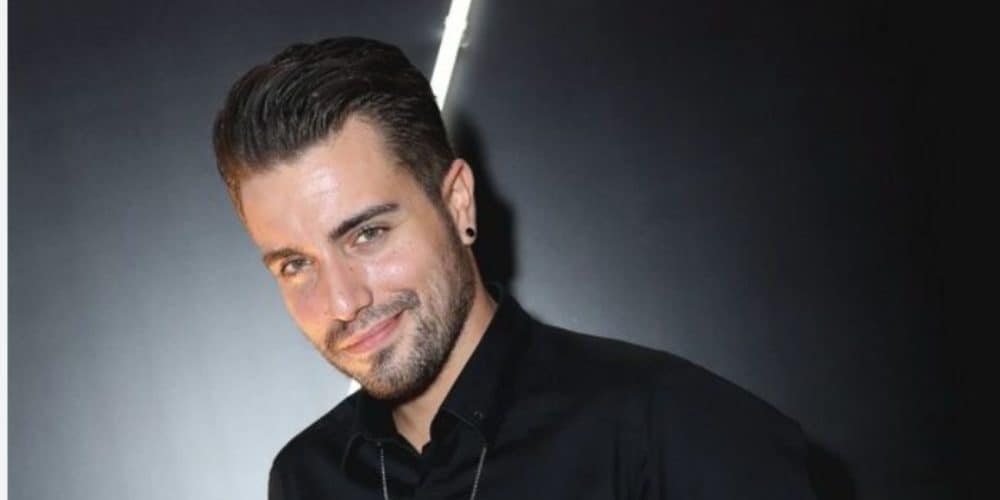 Γιάννης Χατζηγεωργίου: «Δέχτηκα παρενόχληση και απάντησα με ένα μπουκέτο – “Πήγαινε στο σπίτι του τάδε να σε δει, θα σε φτιάξει”» (video)