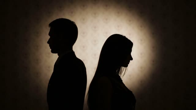 Χωρισμός «βόμβα» για αγαπημένο ζευγάρι: Δεν είναι πια μαζί – Εκείνος μένει ήδη σε άλλο σπίτι 