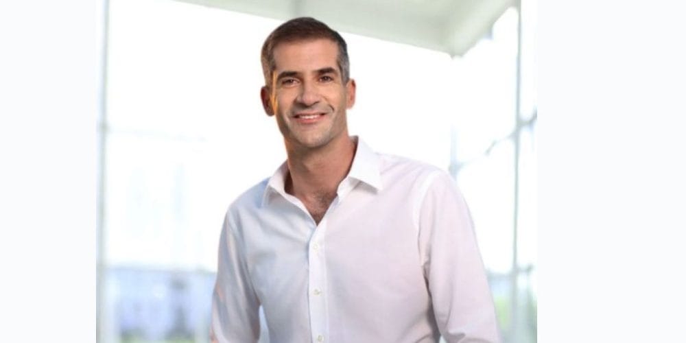 Κώστας Μπακογιάννης: Η τρυφερή φωτογραφία με τον μεγάλο του γιο, Παύλο – «Ο ορισμός της ευτυχίας»