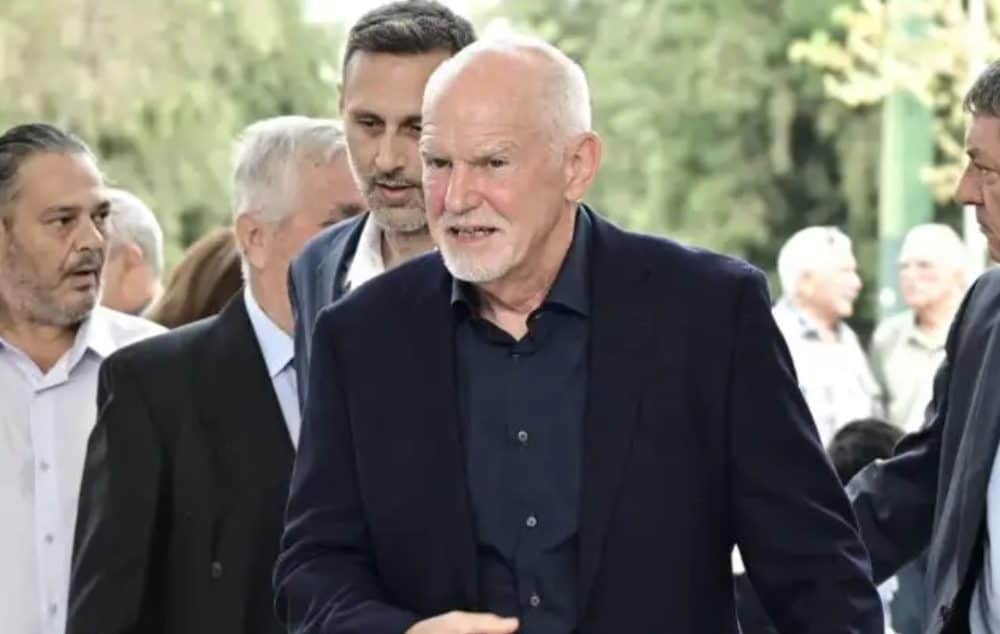 Κηδεία Μαραγαρίτας Παπανδρέου: Απαρηγόρητα τα παιδιά και τα εγγόνια της-Σύσσωμη η οικογένεια στο Α’ Νεκροταφείο (Φωτογραφίες)