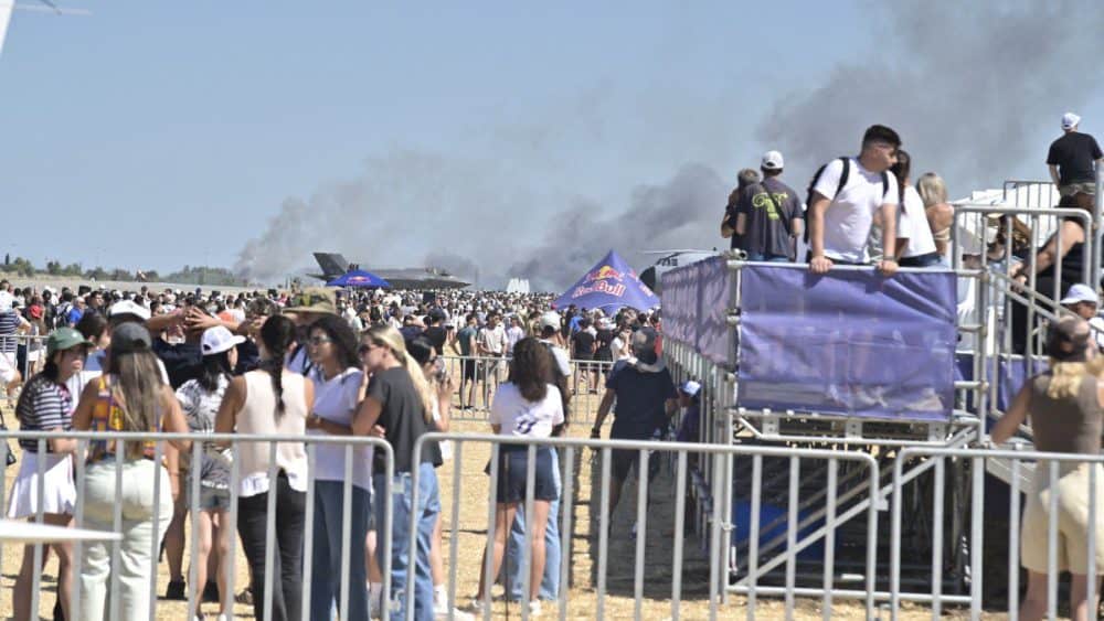 Τανάγρα: Phantom συνετρίβη στην επίδειξη της Athens Flying Week – Αγωνία για την τύχη των δύο πιλότων
