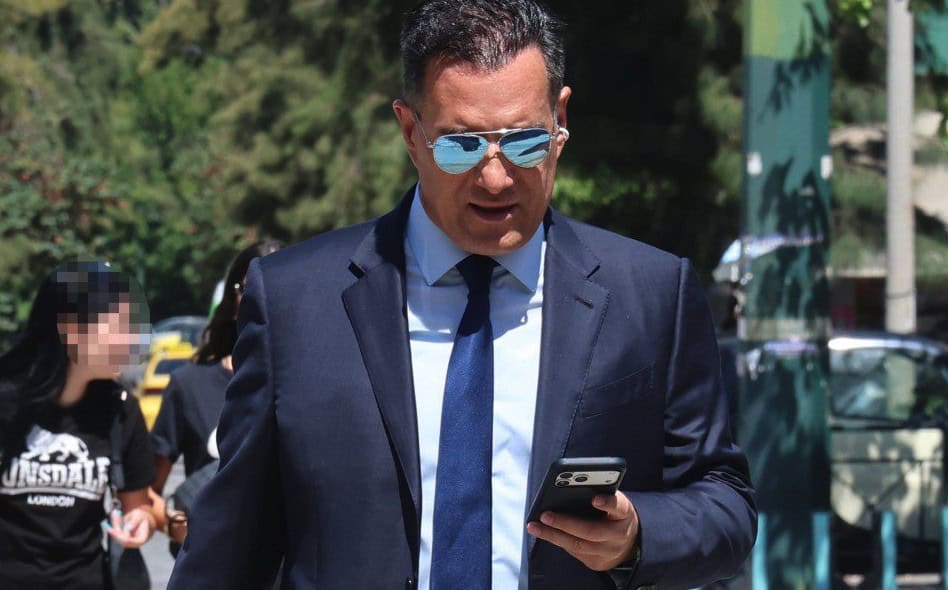 Ανείπωτος θρήνος για τον Άδωνι Γεωργιάδη: «Ξαφνικά σήμερα στις 3 τα ξημερώματα έφυγε»