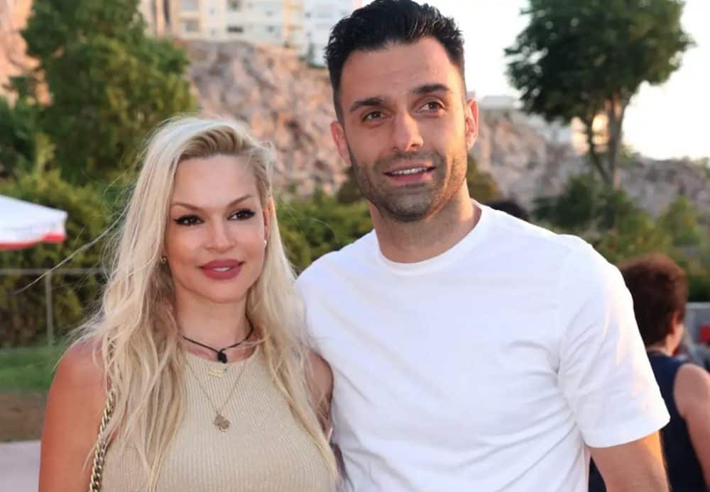 Βίκυ Κάβουρα: Απαντά πρώτη φορά για το διαζύγιο με τον Τζαβέλλα-Τι συμβαίνει στον γάμο τους