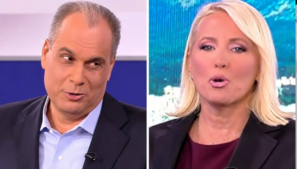 Αμηχανία στον αέρα του Open: Επέστρεψε με μπηχτή ο Στραβελάκης- Η αντίδραση της Παπακωστοπούλου (Video)