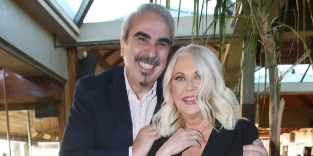 Βαγγέλης Περρής: «Η Ρούλα Κορομηλά είναι ένα αδιανόητο ταλέντο για την τηλεόραση, δεν συγκρίνεται με καμία άλλη περίπτωση» (video)