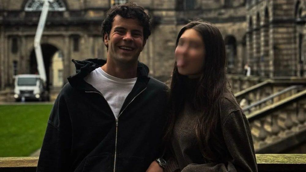 Άγγελος Λάτσιος: Ταξίδι – αστραπή για την αδερφή του στο Εδιμβούργο – Η τρυφερή φωτογραφία με τη Λάουρα
