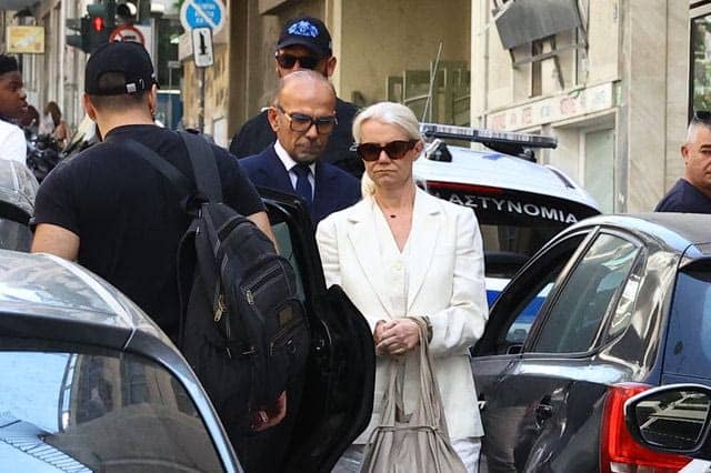 Μαζωνάκης: Η πολυτελής ζωή των δύο γιατρών – Το «παλάτι» στο Ψυχικό και το σπίτι στη Μύκονο