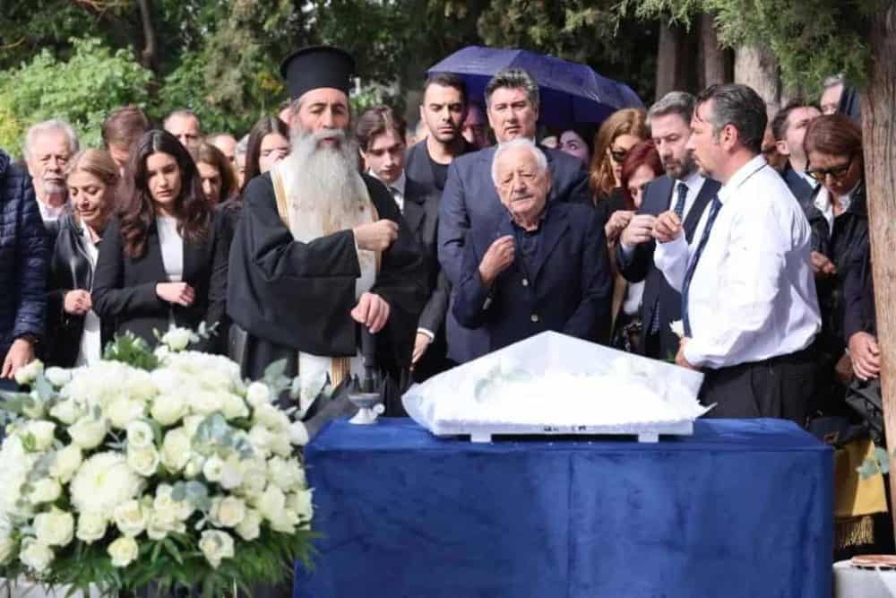 Φώφη Γεννηματά: Πέντε χρόνια χωρίς εκείνη – «Ράγισαν καρδιές» στο μνημόσυνο ! Τα σπαρακτικά λόγια του γιου της (Φωτογραφίες)