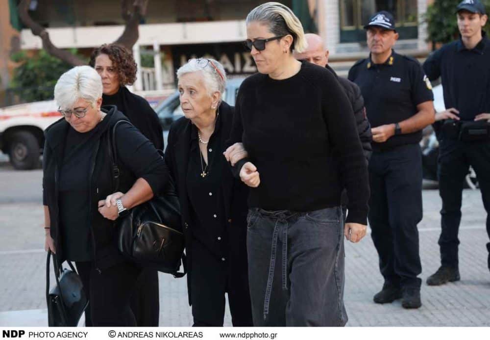 Μαζωνάκης: Αυτοί δεν τίμησαν την ψυχή του Γιώργου-Ποιοι διάσημοι έδωσαν το παρών στο μνημόσυνο