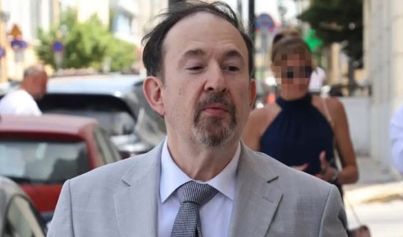 Αγνώριστος! Πιο αδύνατος από ποτέ ο Γιάννης Παπαμιχαήλ- Αγωνία για την υγεία του (Φωτογραφία)