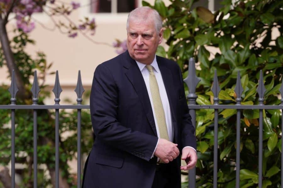 Νέα έρευνα στη Βρετανία για τον Andrew και τον Epstein – Στο επίκεντρο ιδιωτική κατοικία της βασίλισσας Ελισάβετ