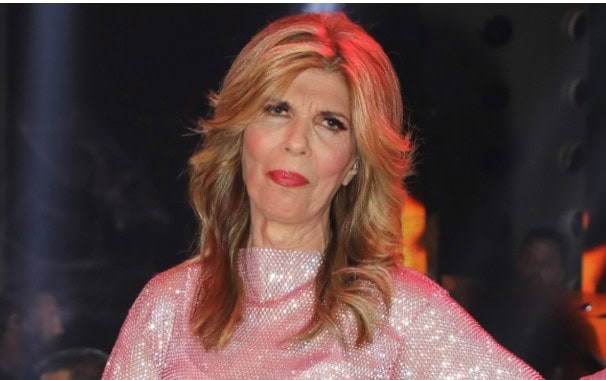 Κατερίνα Στανίση: «Η μητέρα μου με βρίζει και με χτυπάει» –Συγκινεί για την άγνωστη μάχη της (Video)