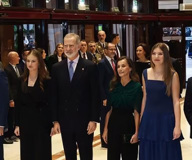 Λετίθια, Λεονόρ και Σοφία: Οι τρεις κομψές εμφανίσεις της ισπανικής βασιλικής οικογένειας στο Οβιέδο